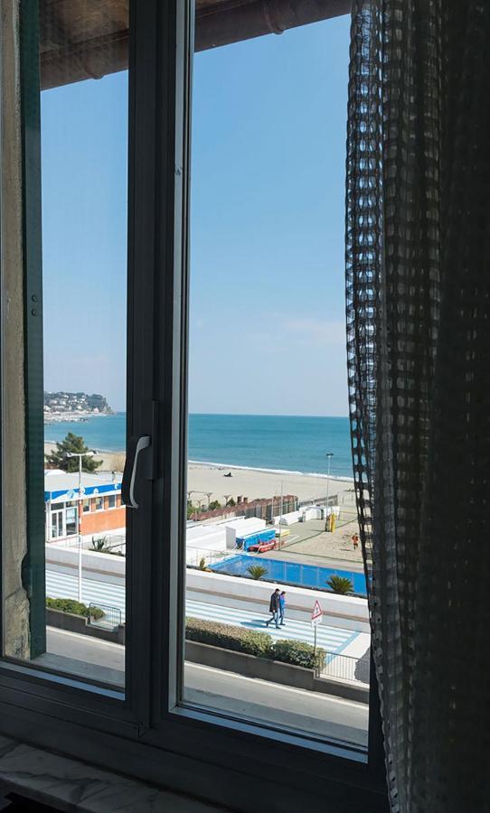 Apartament House By The Sea Albissola Marina Zewnętrze zdjęcie